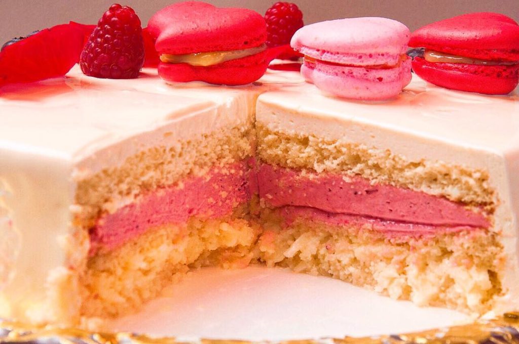 Sofisticado e delicioso: Confeitaria Romana apresenta bolo Gateau D’amour para o Dia das Mães — foto 2