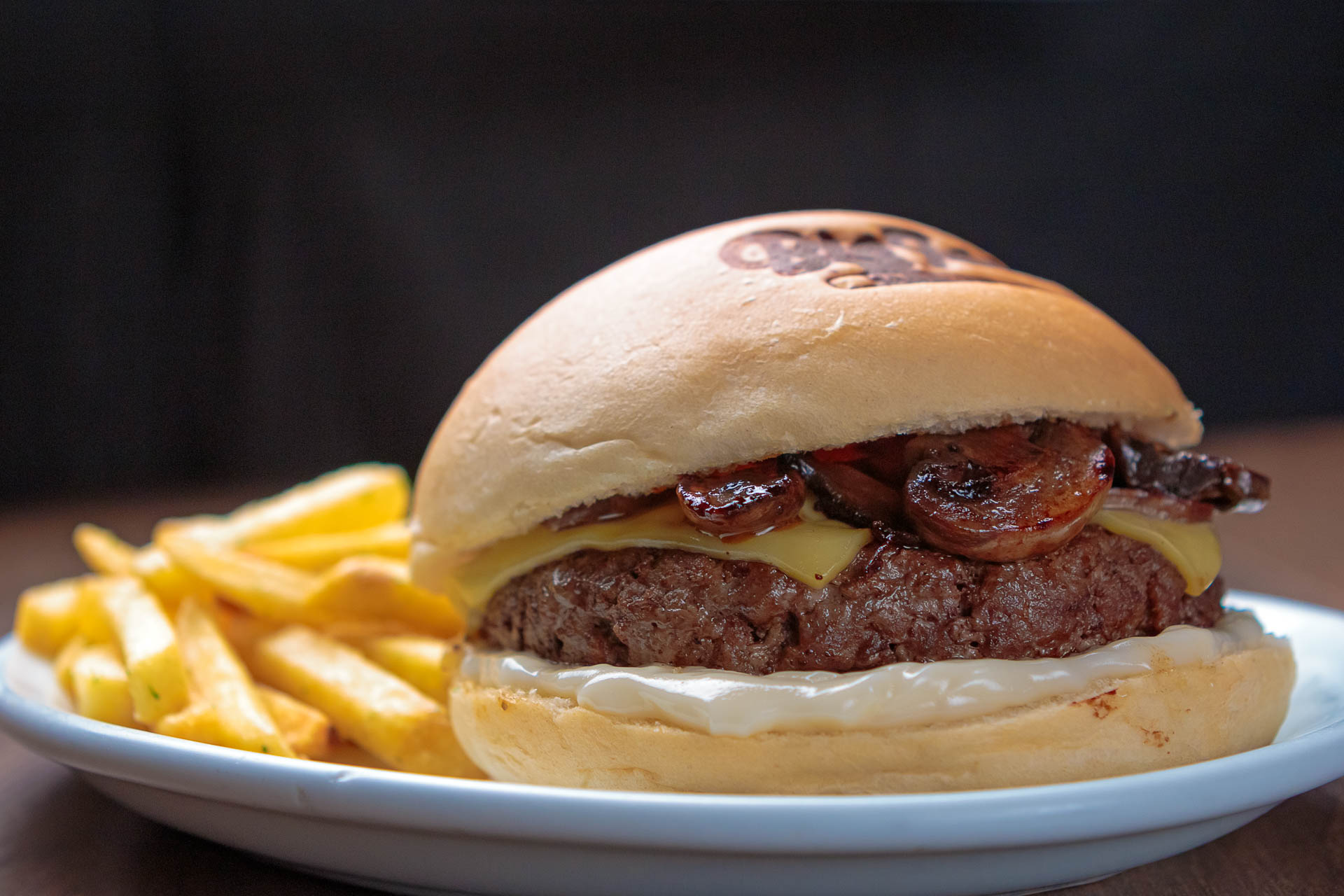 O delicioso Manhattan Burger, uma das opções do Big Jack (Foto: Erich Sacco)
