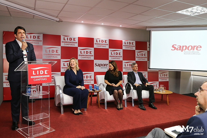 Joice Hasselmann debate sobre temas como política, economia e corrupção (Foto: Guilherme Gongra)