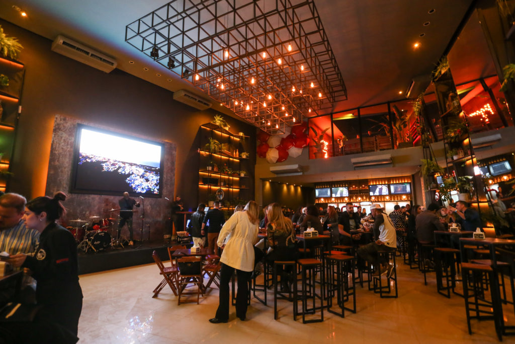 Boot's Pub: O bar que lembra as farmácias de 1940 — foto 1