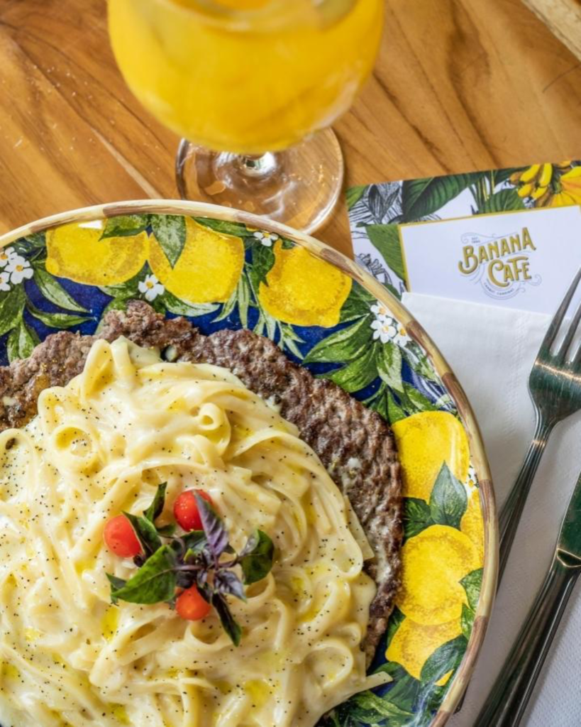 Banana Café traz a Campinas o melhor do tropicalismo — foto 3