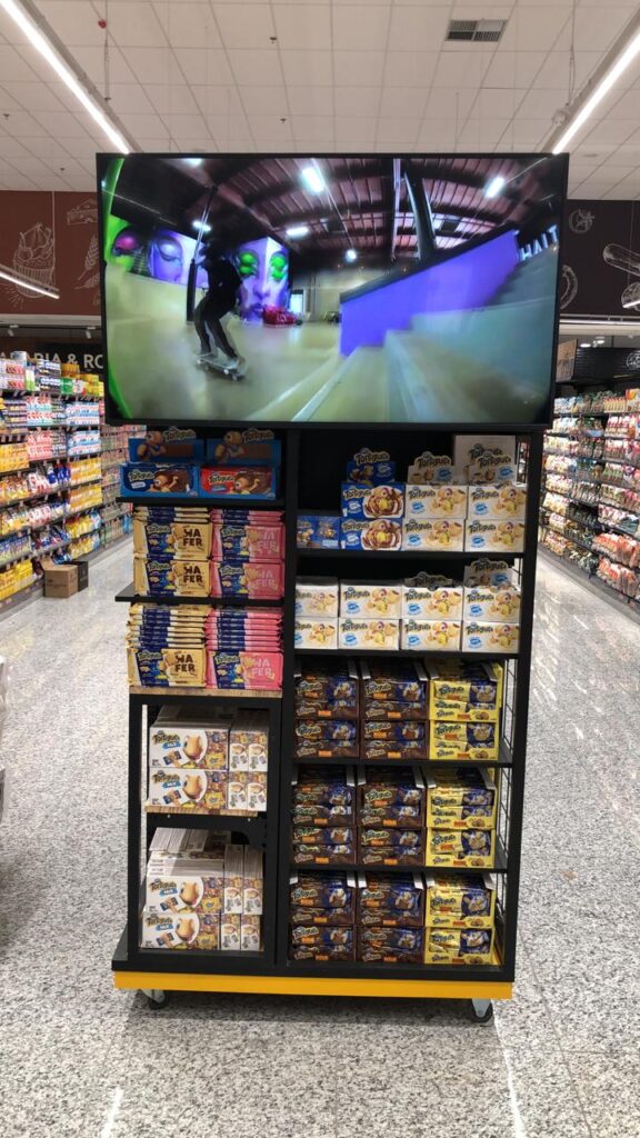 Rede Dalben investe em Digital Signage para nova loja em Valinhos — foto 2
