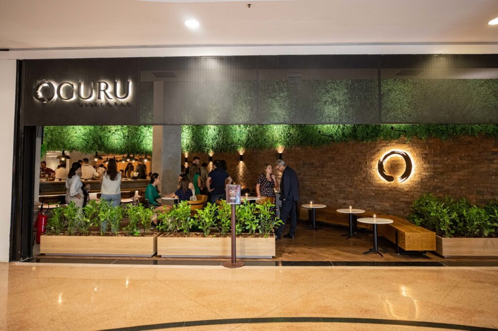 F achada Oguru Sushi & Bar no Galleria Shopping. Foto: Matheus Campos