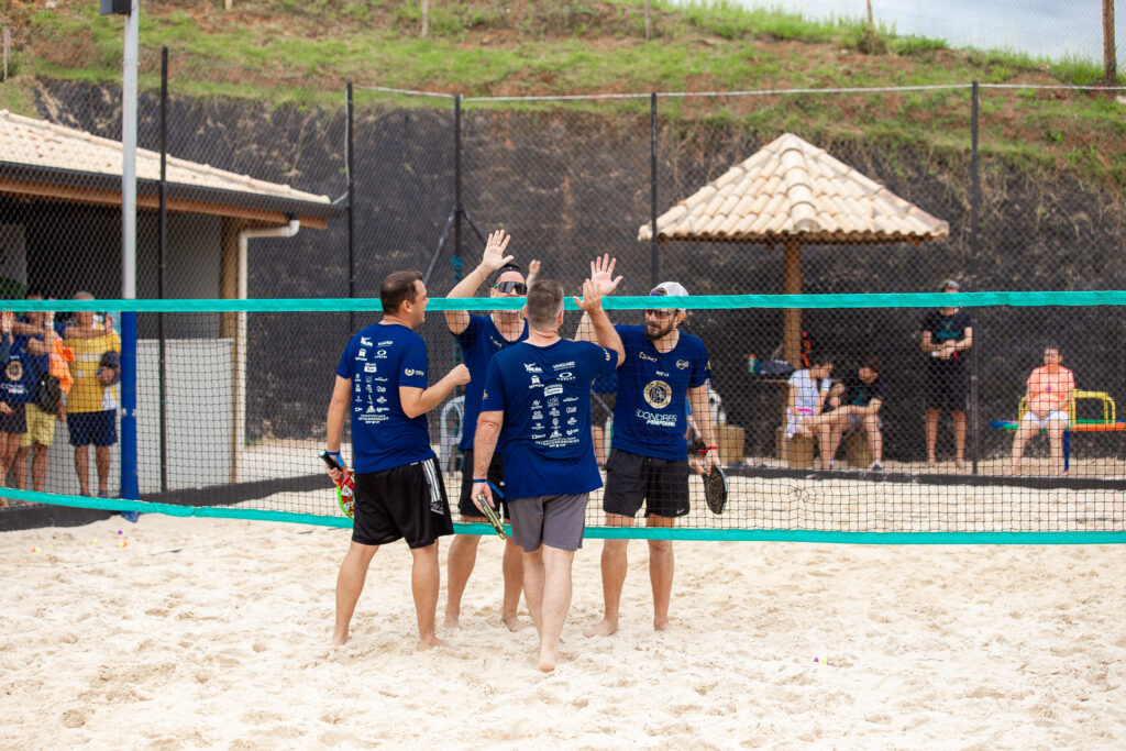 Torneio de beach tennis entre condomínios está em sua segunda edição — foto 2