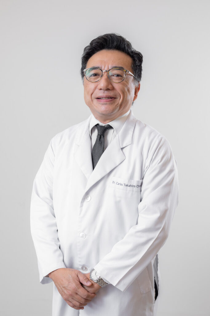 Prof. Dr. Carlos Takahiro Chone, cirurgião de cabeça e pescoço, coordenador do Serviço de Cirurgia de Cabeça e Pescoço e Cirurgia de Base de Crânio, além de diretor de pesquisa do IOU (Crédito: Matheus Campos)