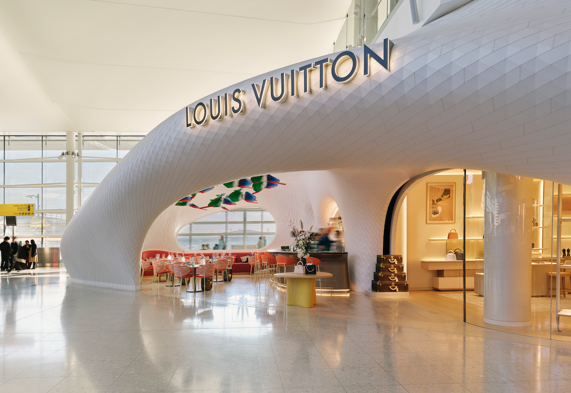 Fachada conta com pavilhão aberto e de estilo futurista Foto: Divulgação/LV