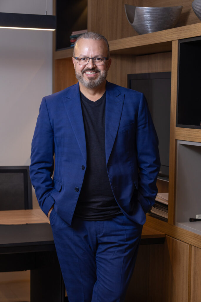 Vicente Dias Ribeiro Filho, idealizador e criador do Ecossistema de Imunidade Corporativa dos Fatores de Risco Psicossociais (Crédito Vinícius Ferraz)
